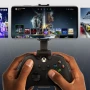 Слух: Новое поколение приставок Xbox может стать портативным
