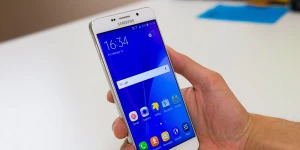 Серия Samsung Galaxy A вскоре может получить смартфон с изогнутым дисплеем