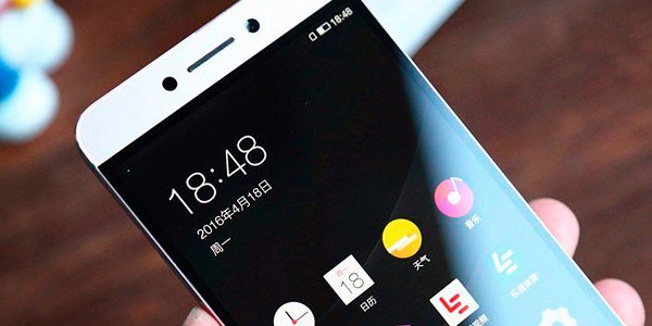 На TENNA были замечены 2 новых смартфона от LeEco с двойными камерами