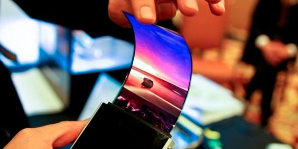 Прототип складного смартфона от Samsung может быть представлен на MWC 2017