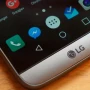 Реальное изображение LG G6: двойная камера и стеклянный корпус
