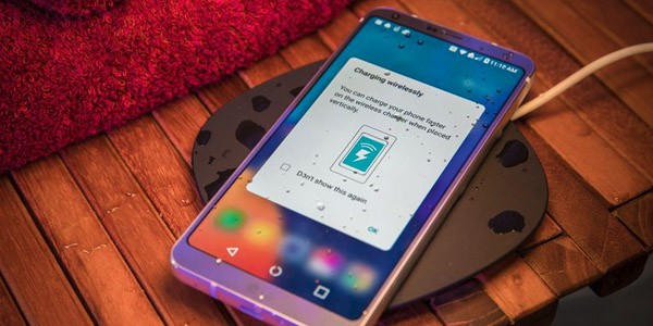 Можно ли ножом поцарапать LG G6? Ответ на видео!