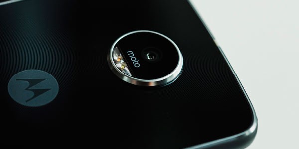 По словам представителя Lenovo, Moto Z2 Play получит 3000 мАч аккумулятор