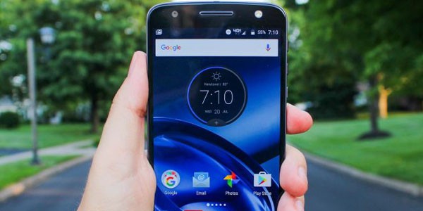 Moto Z2 показывает свои флагманские характеристики на GFXBench