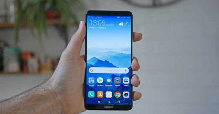 Huawei Mate 20 и Mate 20 Pro могут получить необычный квадратный блок с 3 камерами и вспышкой