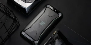 На сайте TENAA появились фото и характеристики игрового смартфона Black Shark 2