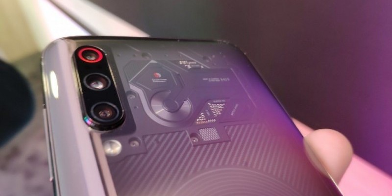 Апрельский топ самых мощных смартфонов в Китае по версии AnTuTu: Xiaomi занял первые три строчки