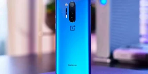 Рендеры OnePlus 8T просочились в сеть: ожидаем экран на 120 Гц и зарядку на 65 Вт