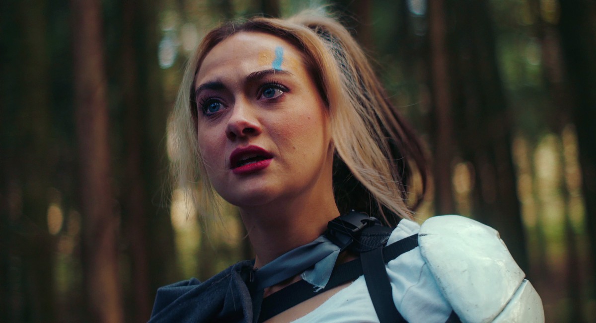 Bloodshore — это FMV-игра с реальной королевской битвой