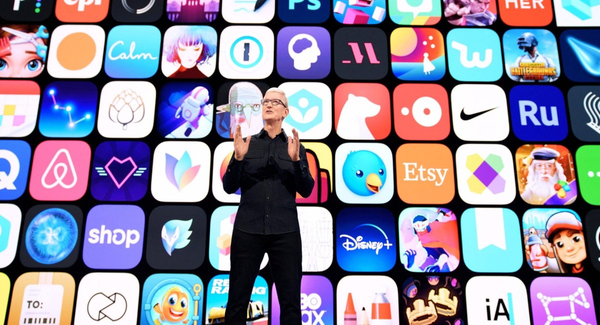 Apple разрешит загружать игры в обход App Store