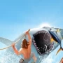Стратегия Clash of Ark предлагает выжить на плоту среди акул
