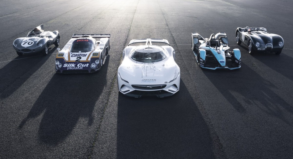 Gran Velocita: Real Driving заняла топ-1 в российском App Store