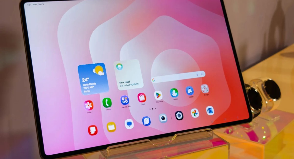 Игровой тест Samsung Galaxy Tab S11 Ultra с Dimensity 9400+ — просадки до 16 кадров за 98 000 рублей